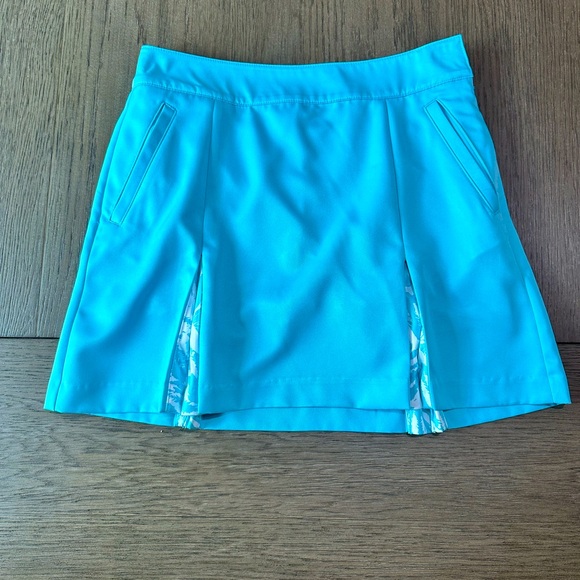 Izod Dresses & Skirts - Izod Golf Skort Light Blue Size 2